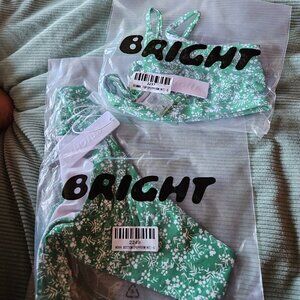 Bright swimwear bikini set size small ✨️
